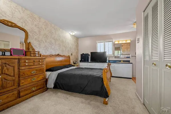 2100 Elmwood Lane, Pueblo, CO 81005