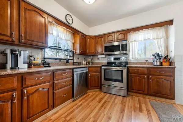 2100 Elmwood Lane, Pueblo, CO 81005