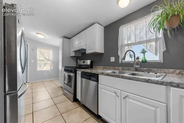 838 Main ST, Canon City, CO 81212