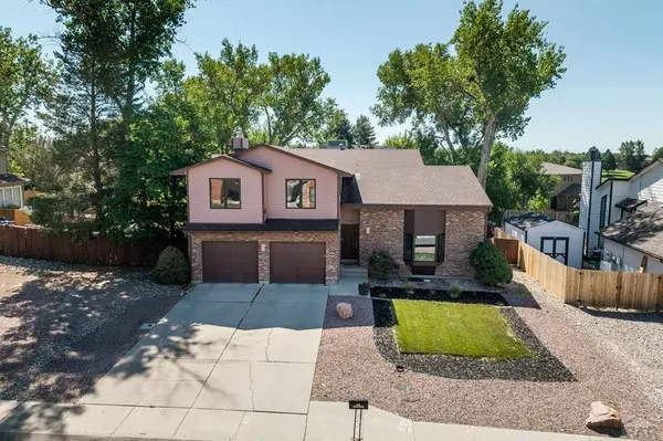 111 Ironweed Dr, Pueblo, CO 81001