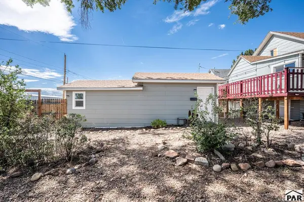 1102 11th St, Pueblo, CO 81003