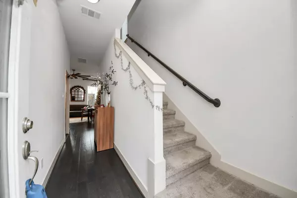 9448 Kerrwood LN, Houston, TX 77080