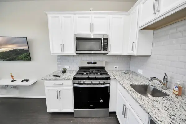 3402 Avondale View DR, Houston, TX 77025
