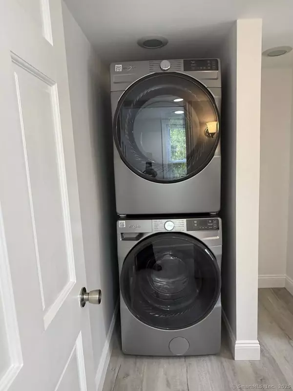 36 Church Lane, East Lyme, CT 06333