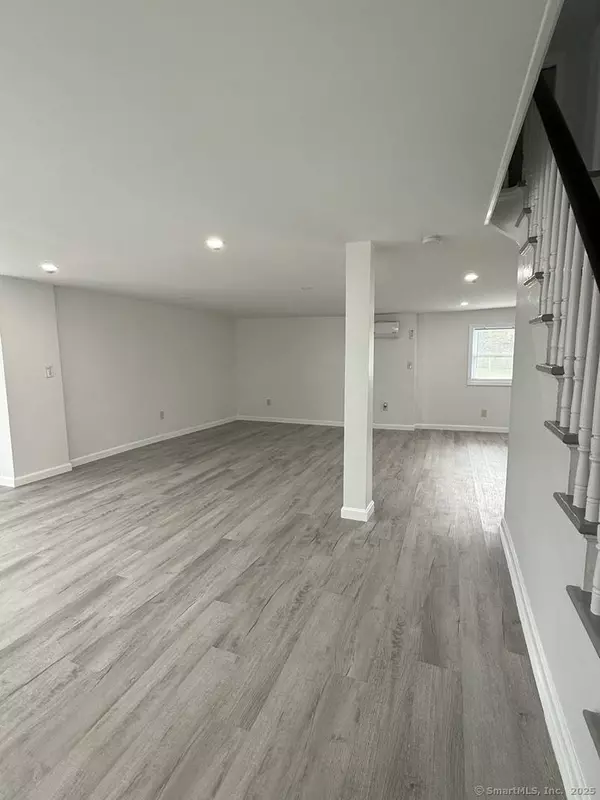 36 Church Lane, East Lyme, CT 06333