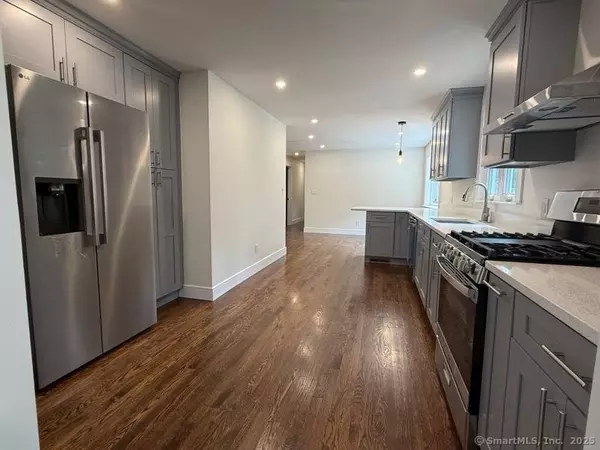 34 Parmalee Drive, Hamden, CT 06514