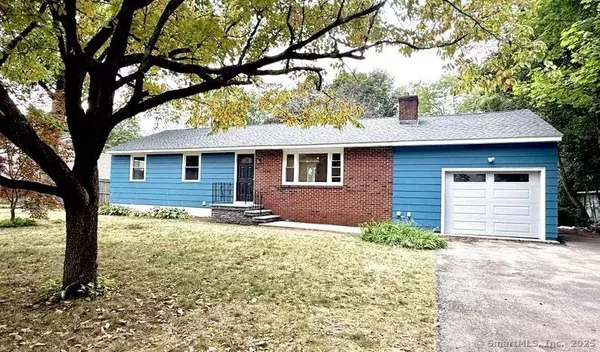 34 Parmalee Drive, Hamden, CT 06514