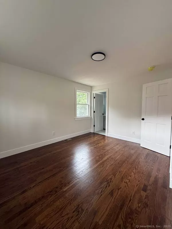 34 Parmalee Drive, Hamden, CT 06514