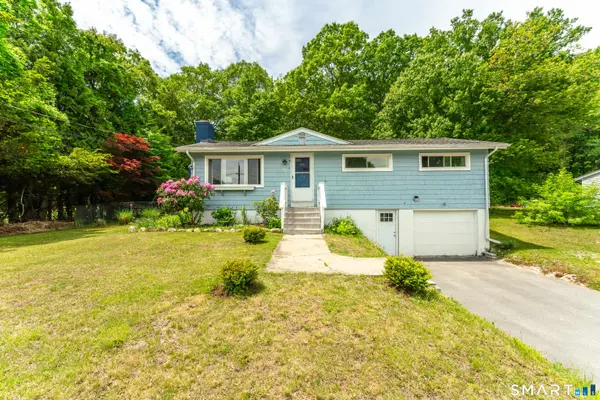 20 Carol Drive, Montville, CT 06382