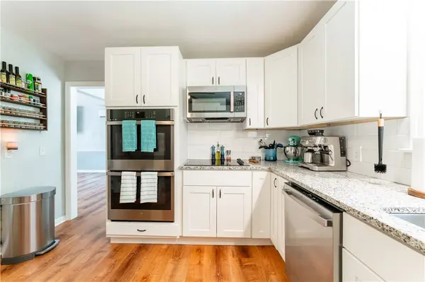 10 Lofty Heights RD, Westerly, RI 02891