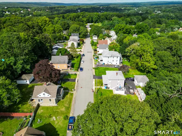 55 Bentley Avenue, Norwich, CT 06360