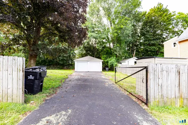 55 Bentley Avenue, Norwich, CT 06360