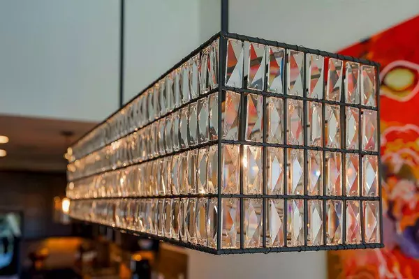 10531 Mission RD #310, Leawood, KS 66206