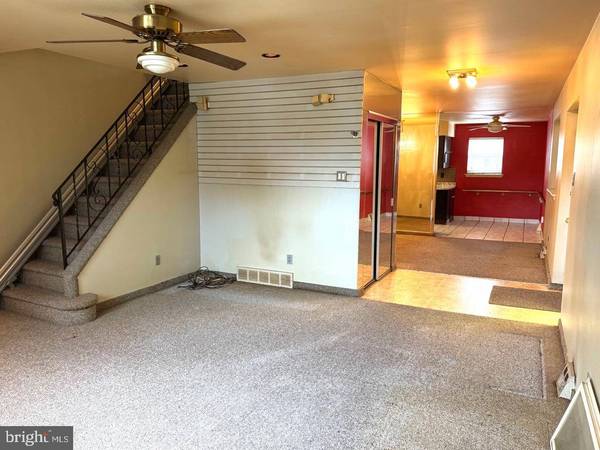 11118 RIDGEWAY ST, Philadelphia, PA 19116