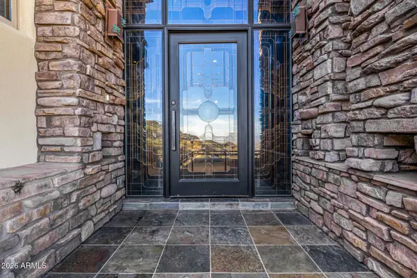 5676 E CHENEY Drive, Paradise Valley, AZ 85253