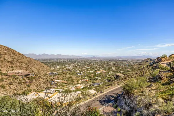 5676 E CHENEY Drive, Paradise Valley, AZ 85253