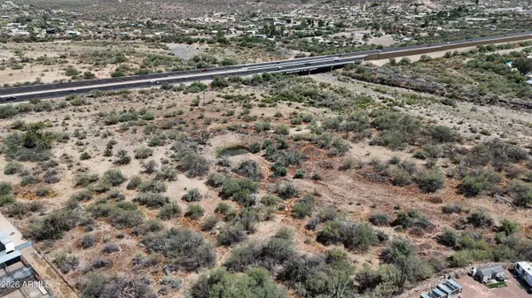 19500 E INDIAN HILLS Drive #-, Black Canyon City, AZ 85324