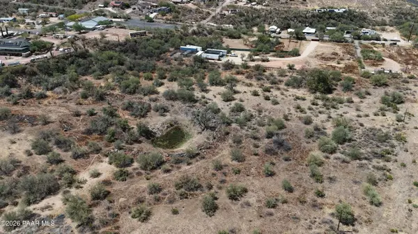 19500 E Indian Hills DR, Black Canyon City, AZ 85324