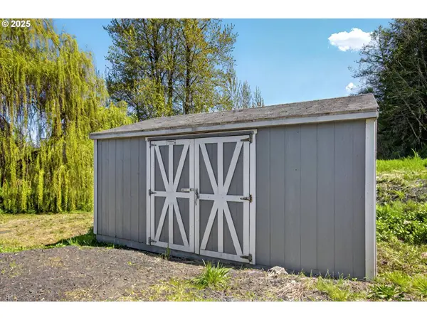 11097 COLVIN RD, Clatskanie, OR 97016