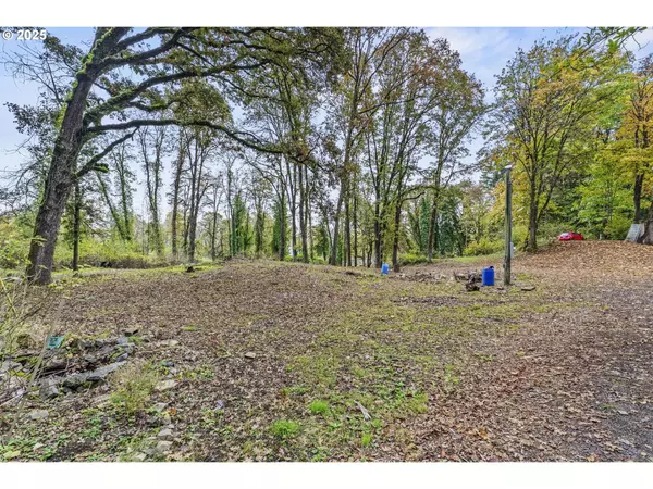 33492 Jaquish RD, Rainier, OR 97048