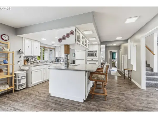 22726 CEDAR GROVE RD, Clatskanie, OR 97016