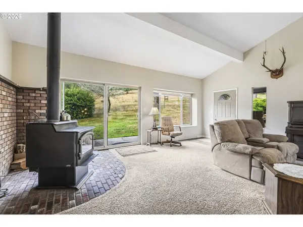22726 CEDAR GROVE RD, Clatskanie, OR 97016