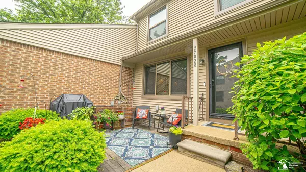 27028 Winchester Street, Trenton, MI 48183-4853