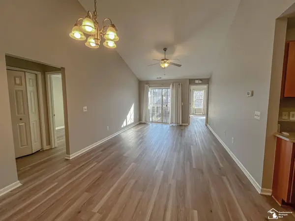 23867 Greenwood Drive, Woodhaven, MI 48134-2301