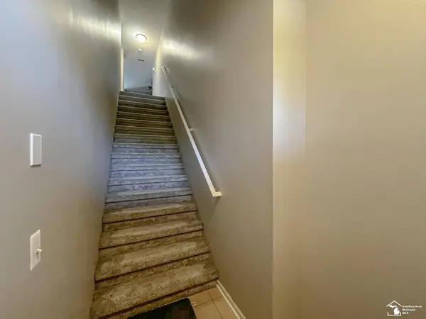23867 Greenwood Drive, Woodhaven, MI 48134-2301