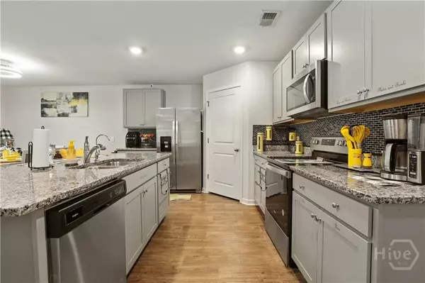 102 Cold Creek PASS, Port Wentworth, GA 31407