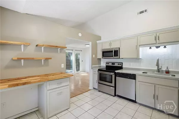 664 Windhaven DR, Hinesville, GA 31313