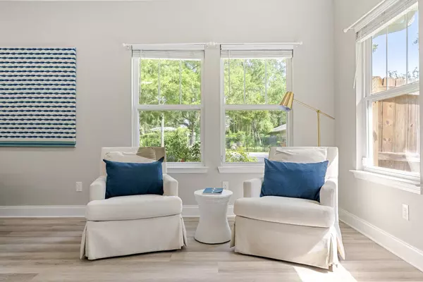 606 Lee Street, Fort Walton Beach, FL 32547