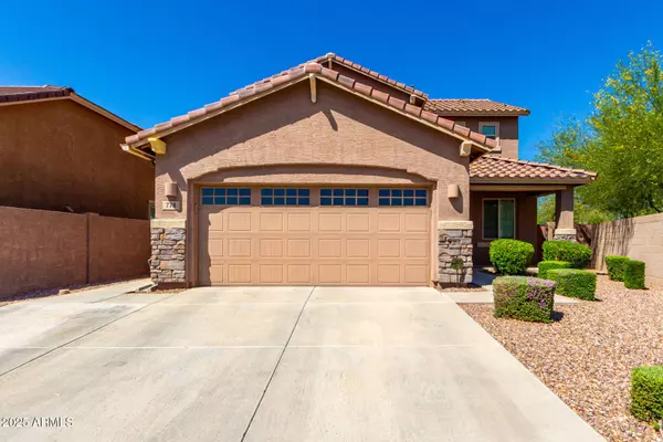 778 W LOWELL Drive, San Tan Valley, AZ 85140