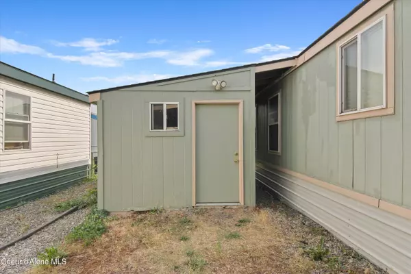 2122 W Windermere Ave, Coeur d'Alene, ID 83815