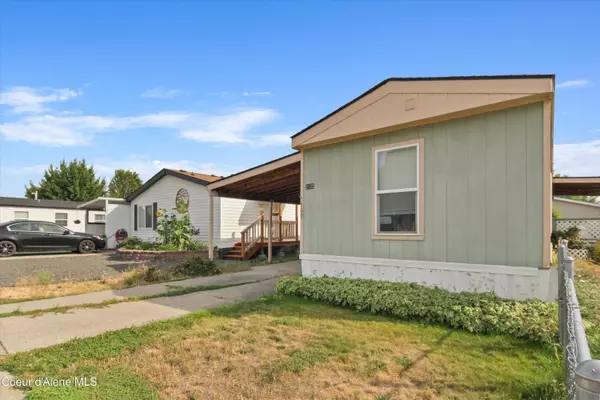 2122 W Windermere Ave, Coeur d'Alene, ID 83815