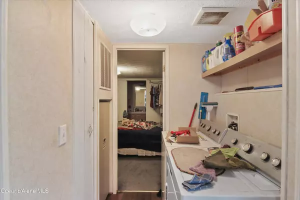 2122 W Windermere Ave, Coeur d'Alene, ID 83815