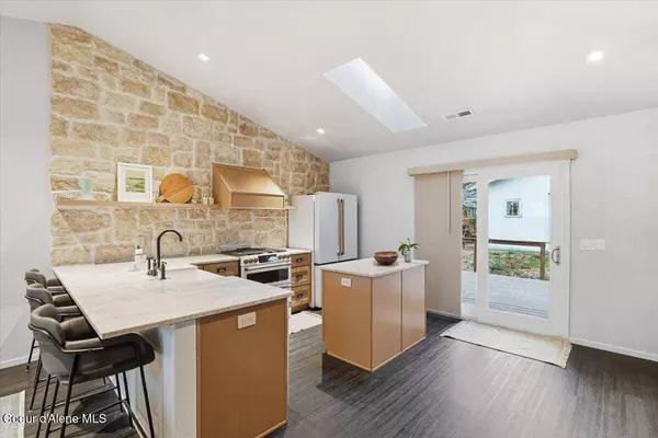 311 S Third AVE, Sandpoint, ID 83864