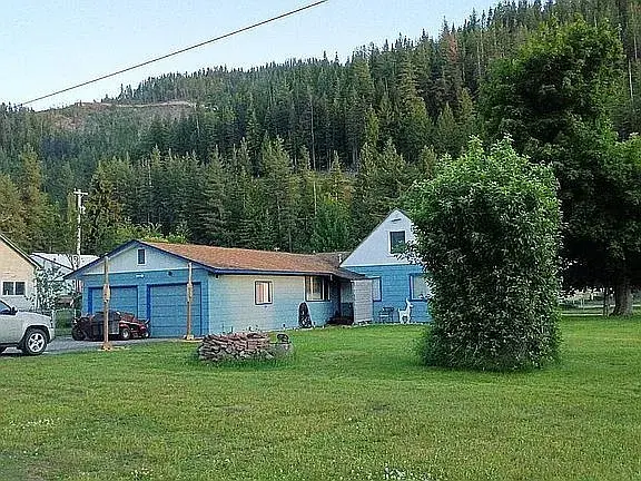 205 S 5th St, Osburn, ID 83849-0559