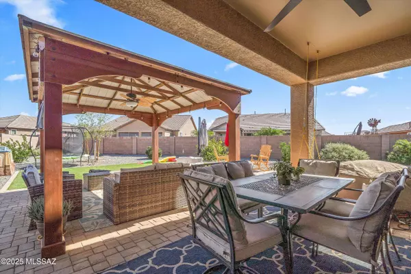 14332 N Fire Pit Court, Marana, AZ 85658
