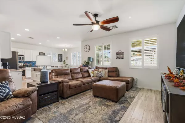 14332 N Fire Pit Court, Marana, AZ 85658