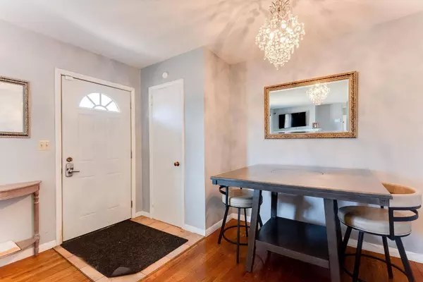 8009 4th AVE S, Bloomington, MN 55420