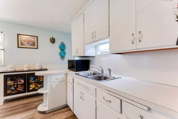 8009 4th AVE S, Bloomington, MN 55420