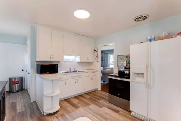 8009 4th AVE S, Bloomington, MN 55420