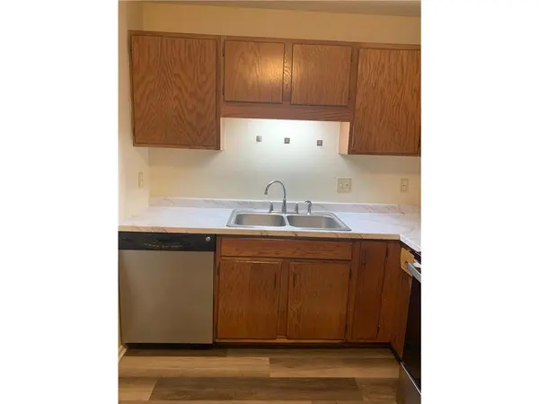 3600 Penn Ave N #108, Minneapolis, MN 55412-1946