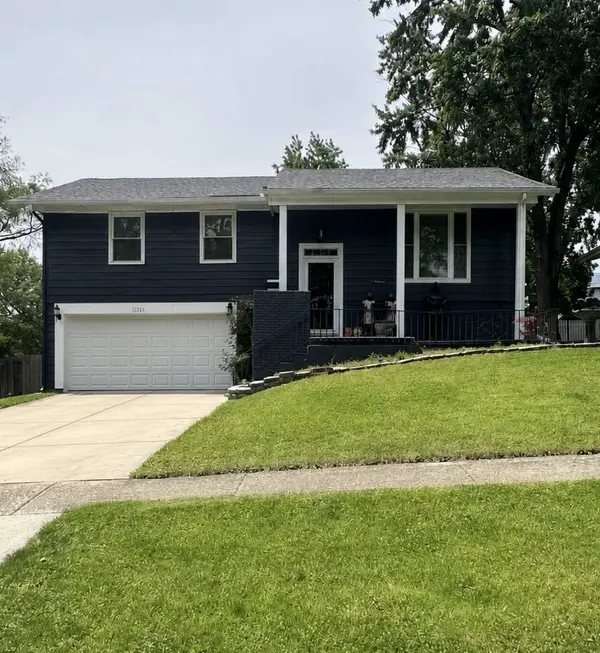 15526 S Scott Drive, Lockport, IL 60441