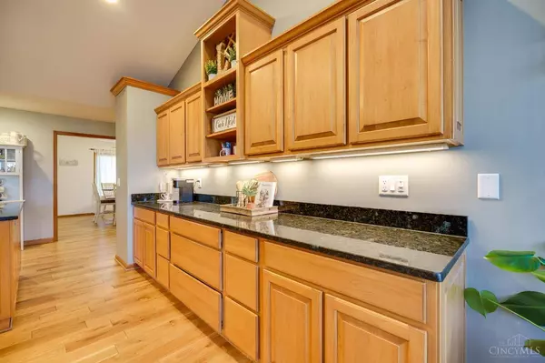 950 Ridgefield Rd, Hamilton, OH 45013