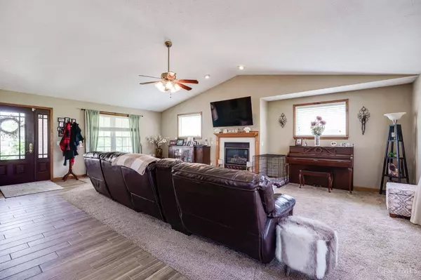 2952 Foxhound Dr, Hamilton, OH 45011