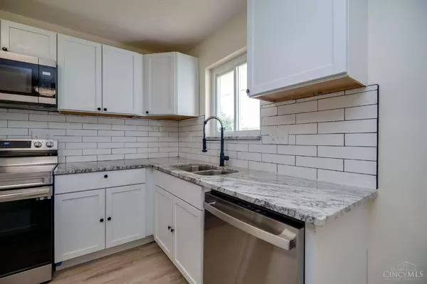 2389 Aquarius Dr, Springfield Twp., OH 45231