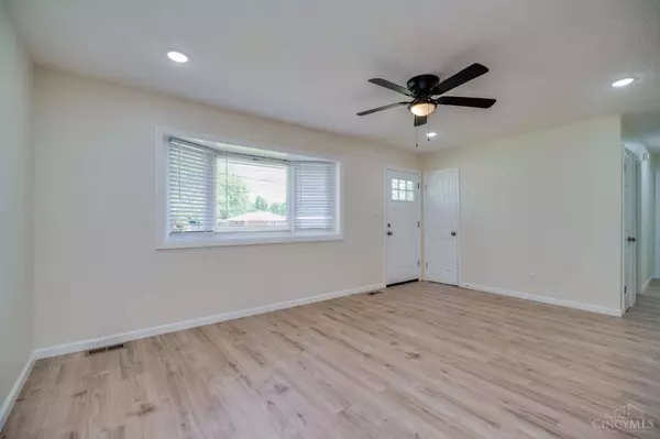 2389 Aquarius Dr, Springfield Twp., OH 45231