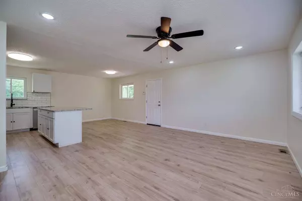 2389 Aquarius Dr, Springfield Twp., OH 45231